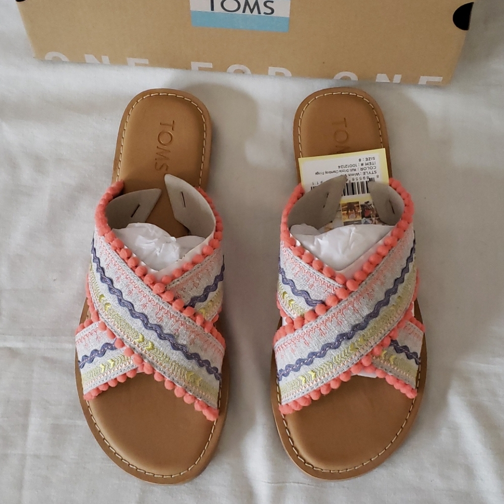 NEW Toms Viv Pompom Chambray Sandal - Picture 8 of 11